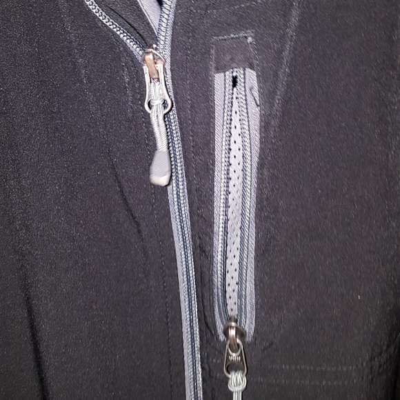 *SOLD*Black Diamond Mens LS Full Zip Polyester Spa - Picture 4 of 7